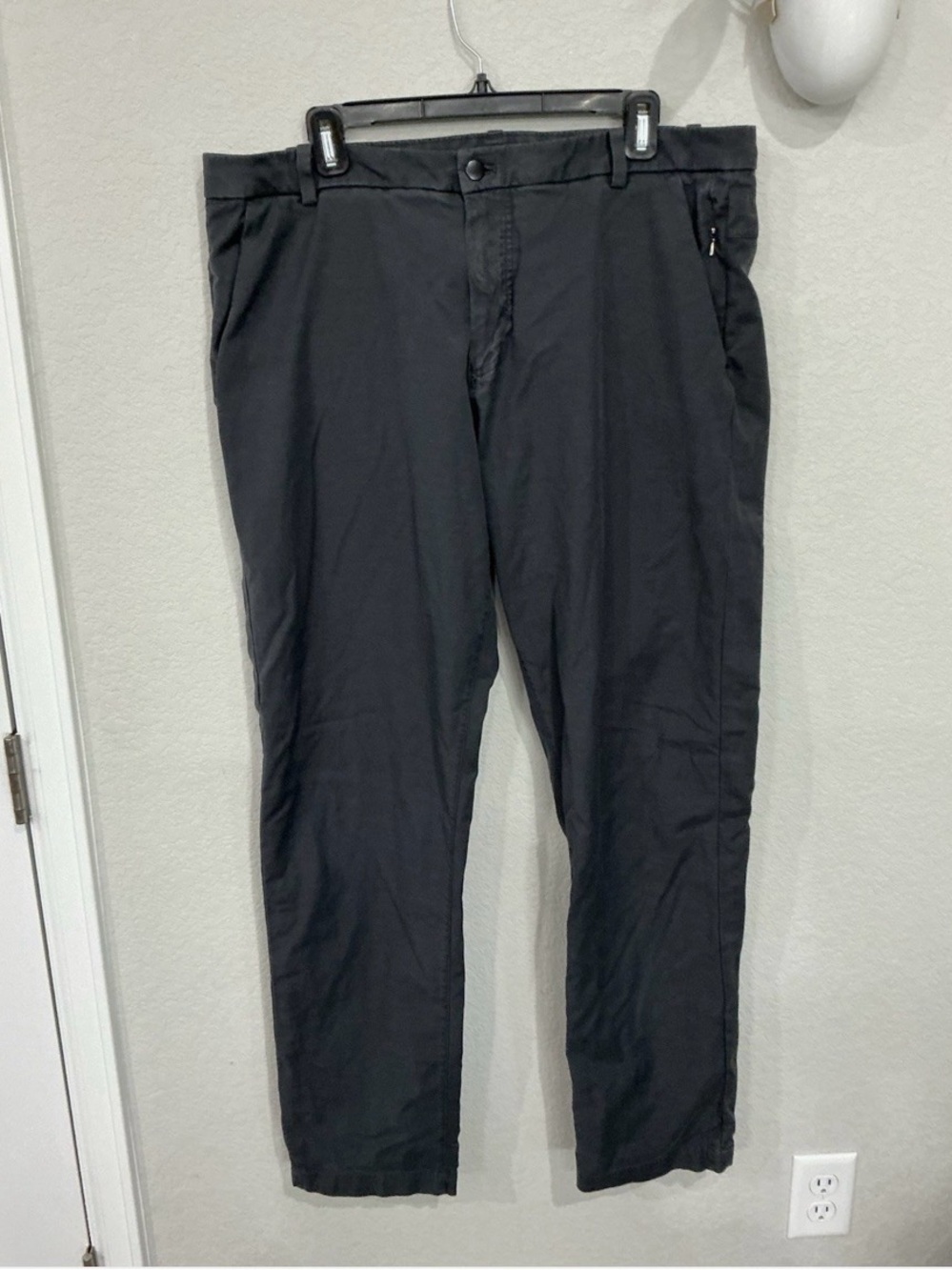 Lululemon ABC Classic Fit 5 Pocket Warpstreme Pants Dark Gray Men's 38